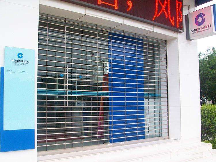 不銹鋼花格網狀卷簾門